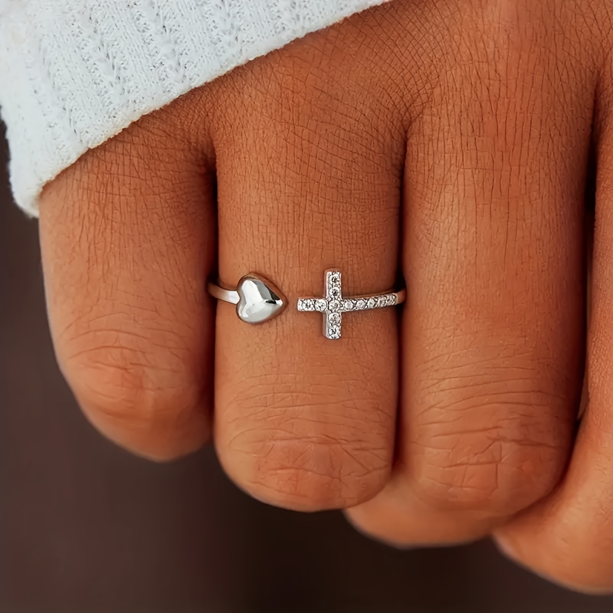Cross-Shaped Heart Adjustable Open Finger Jewelry, Elegant Gift